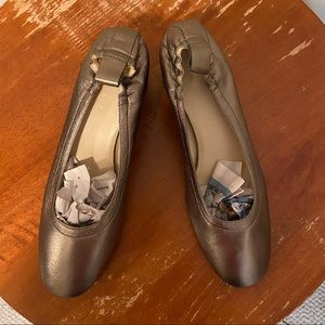 Everlane The Day Heel Size 8 Leather Gold Metallic Wooden Block Heel Pumps